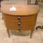 367 4115 CHEST OF DRAWERS